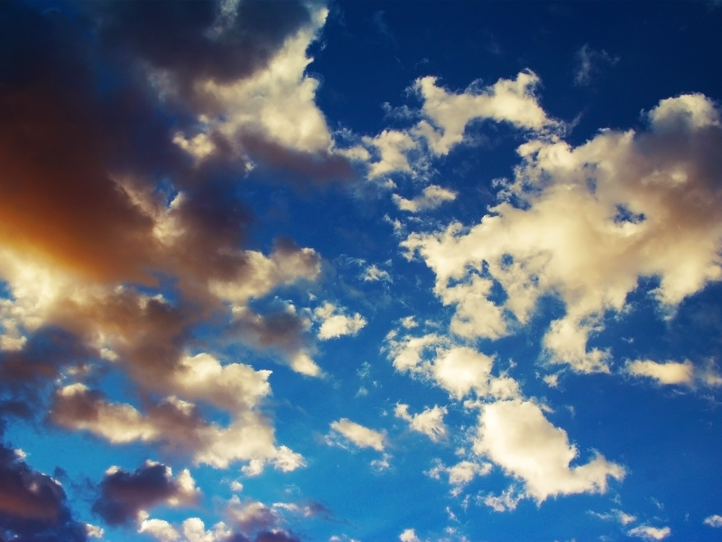 Đôi khi nhìn vào mây trôi trên bầu trời thật là đẹp và thú vị. Ẩn chứa trong đó là những hình khối, hình dạng kỳ lạ, tạo nên những khoảnh khắc tuyệt vời. Hãy đón xem hình ảnh liên quan đến mây và khám phá sự độc đáo của chúng!